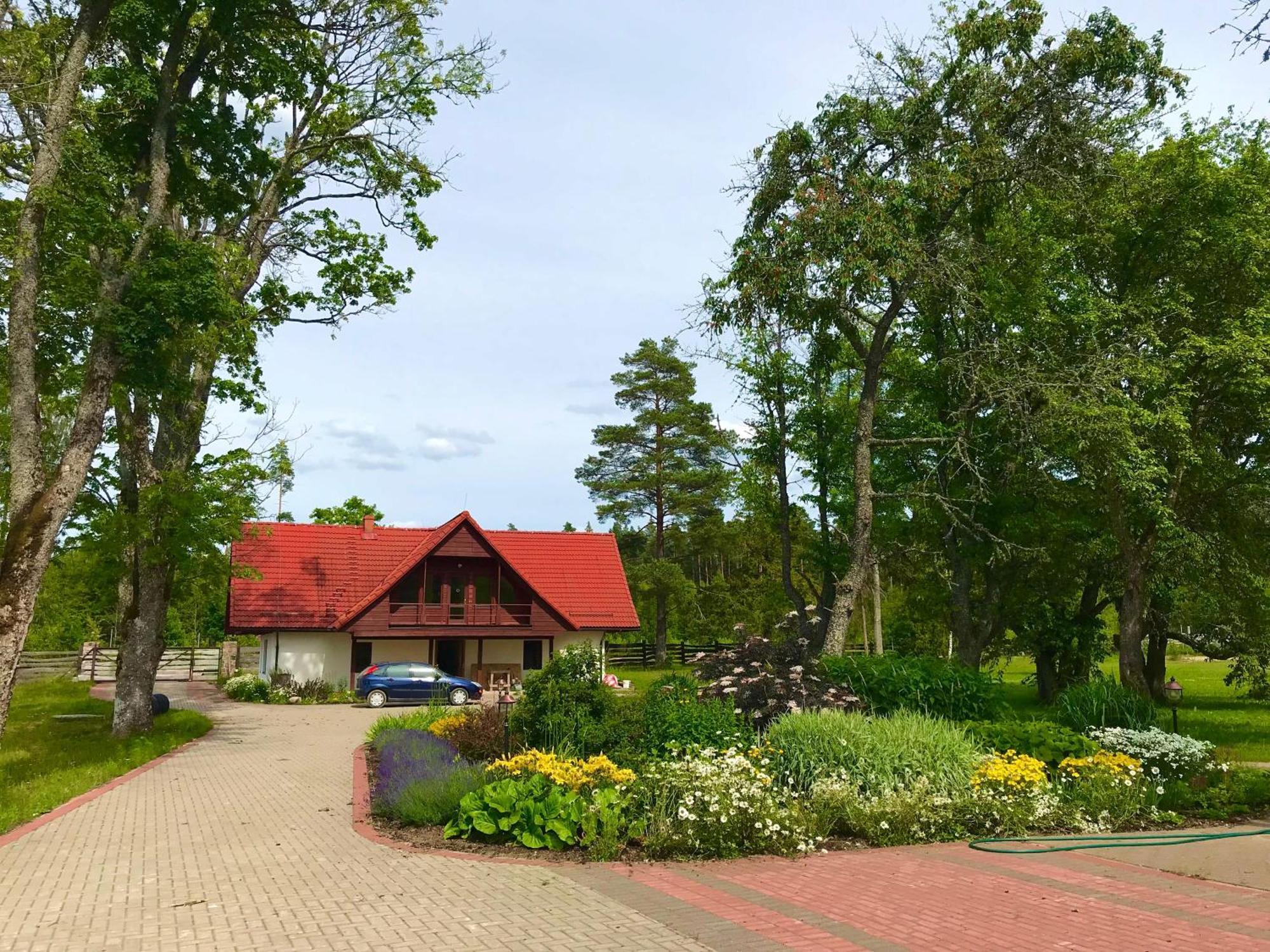 Pilskalni Otel Ivande Dış mekan fotoğraf